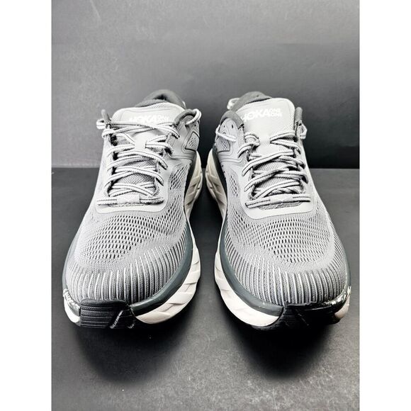 Athletic_Shoes